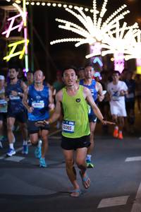 BIB: 40992, 41065
                            <button type="button" onclick="openModal(20275662)" class="btn btn-primary btn-sm float-right btn-popup" data-toggle="modal" data-target=".modal-high-quality">
                        <i class="fas fa-shopping-cart"></i> Add to Cart
                    </button>
                                            <button type="button" onclick="isThisMe(20275662, true)" class="btn btn-success btn-sm float-right btn-popup btn-isme hidden" data-toggle="tooltip" data-placement="bottom" title="นี่คือรูปของคุณใช่ไหม คลิกที่นี่เพื่อเอาเข้าอัลบั้ม">
                        <i class="fas fa-plus"></i> Add to album
                    </button>
                    <button type="button" onclick="isThisMe(20275662, false)" class="btn btn-warning btn-sm float-right btn-popup btn-isnotme hidden">
                        <i class="fas fa-ban"></i> Remove from album
                    </button>